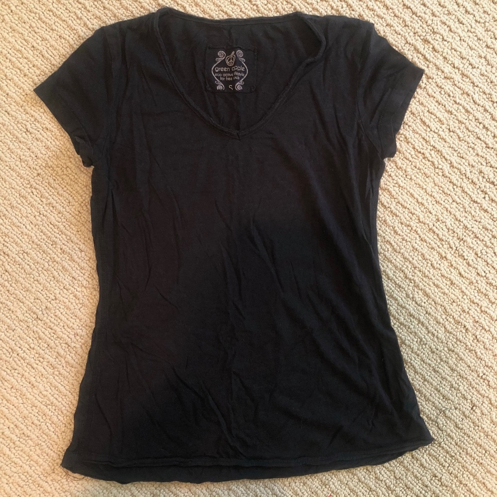 Green Apple black teeshirt size small